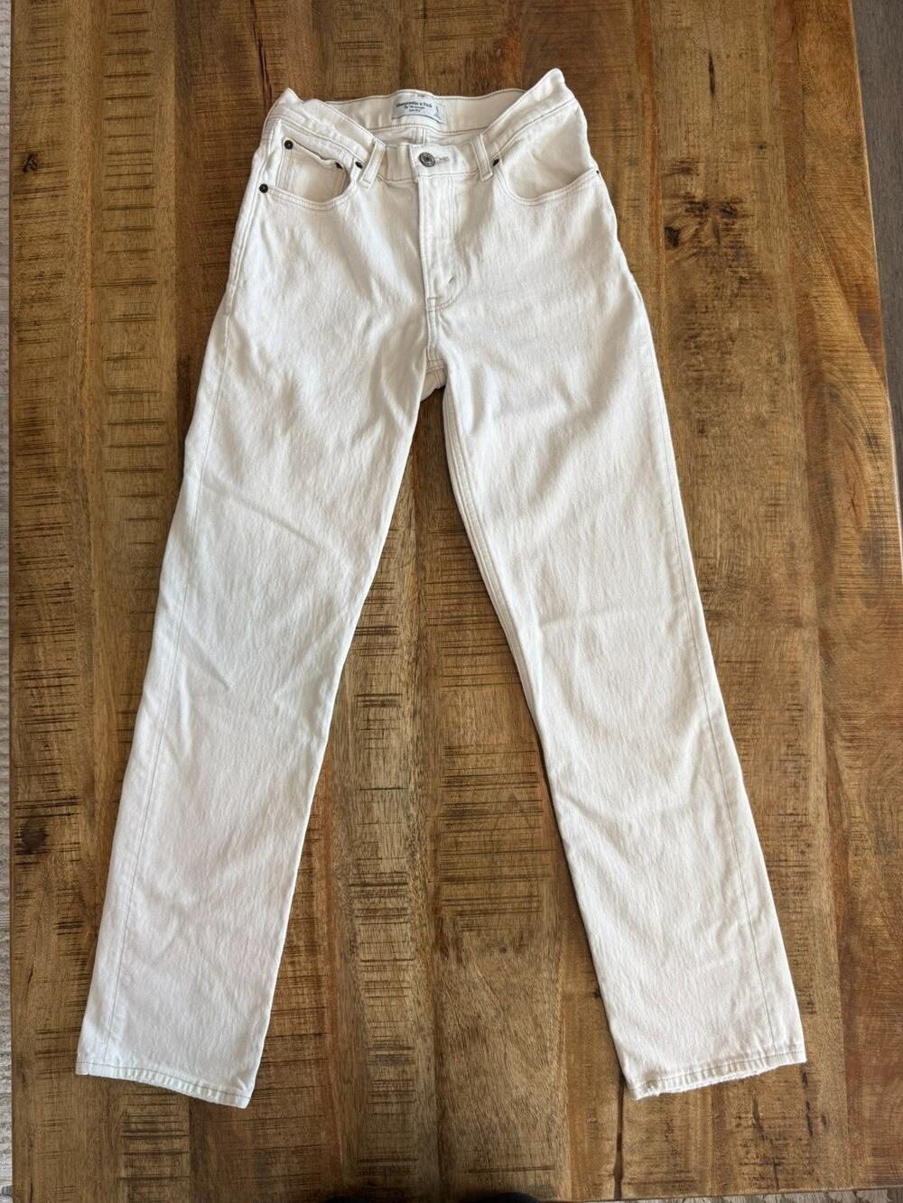 Abercrombie & Fitch Jeans Women's size 26 Off-White Cotton 90s Straight Low Rise